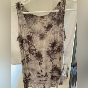 Knox Rose tie dye gray and white tank, Large
